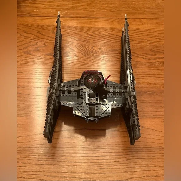 Lego - Picture 3 of 4